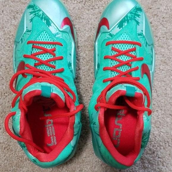 Lebron 11 Christmas 5.5Y or 7 Women Sneakers